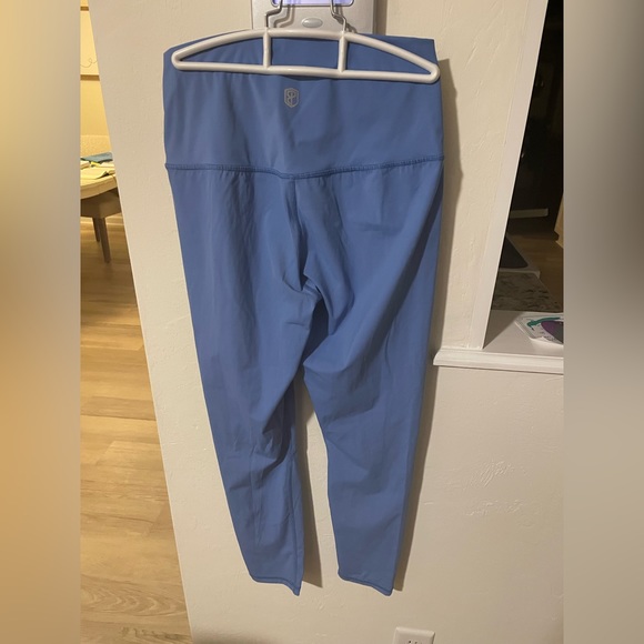 Born Primitive leggings Large - Picture 4 of 4